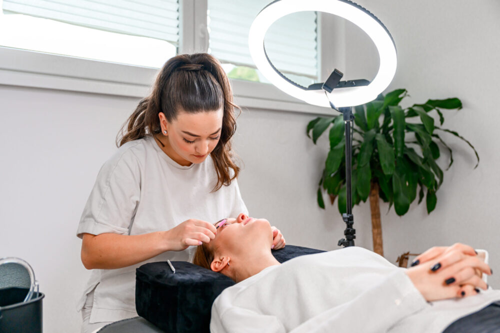 Beauty Therapy Apprentice Beauty Therapy Apprentice